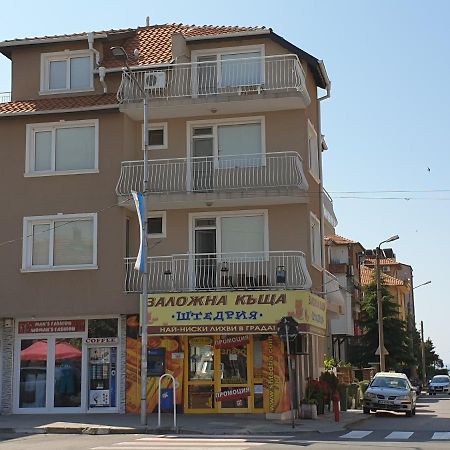 Guest House Taligarov Pomorie Ngoại thất bức ảnh