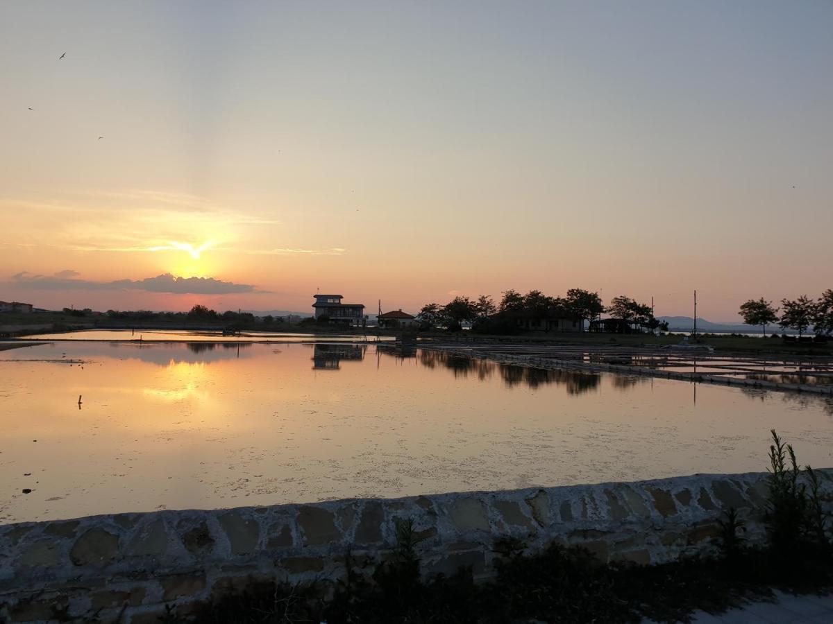 Guest House Taligarov Pomorie Ngoại thất bức ảnh