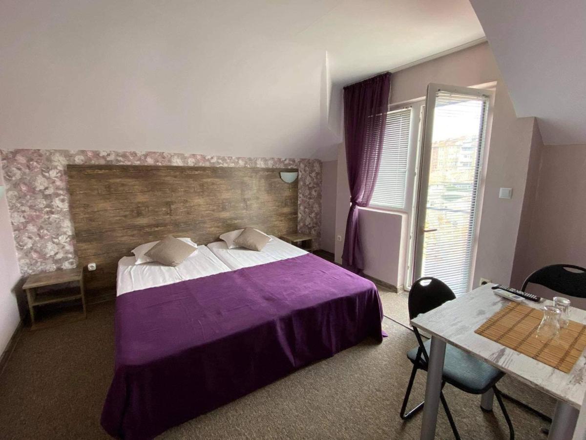 Guest House Taligarov Pomorie Ngoại thất bức ảnh