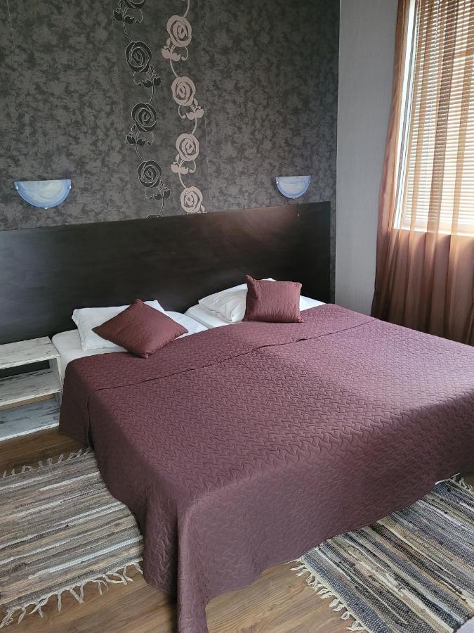 Guest House Taligarov Pomorie Ngoại thất bức ảnh